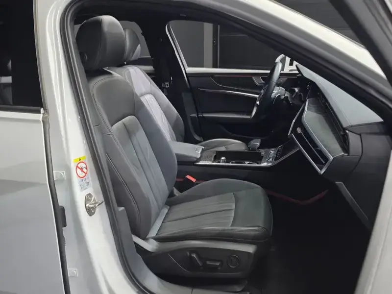 2022 Audi A6 с пробегом 49 818 км