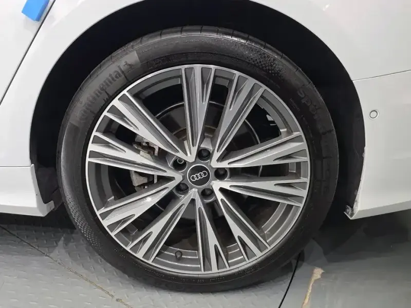 2022 Audi A6 с пробегом 49 818 км