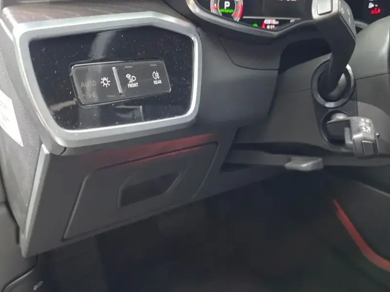 2022 Audi A6 с пробегом 49 818 км
