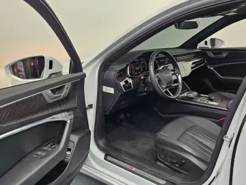 2022 Audi A6 с пробегом 12 645 км