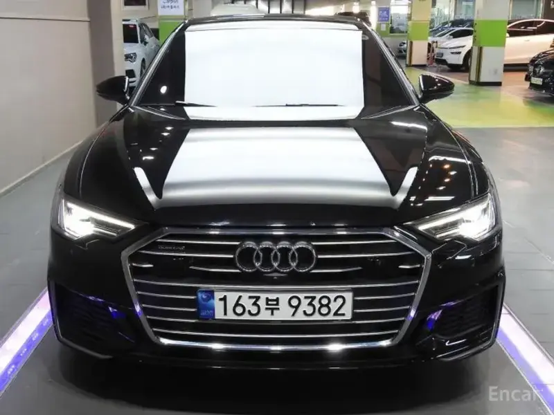 2022 Audi A6 с пробегом 16 900 км