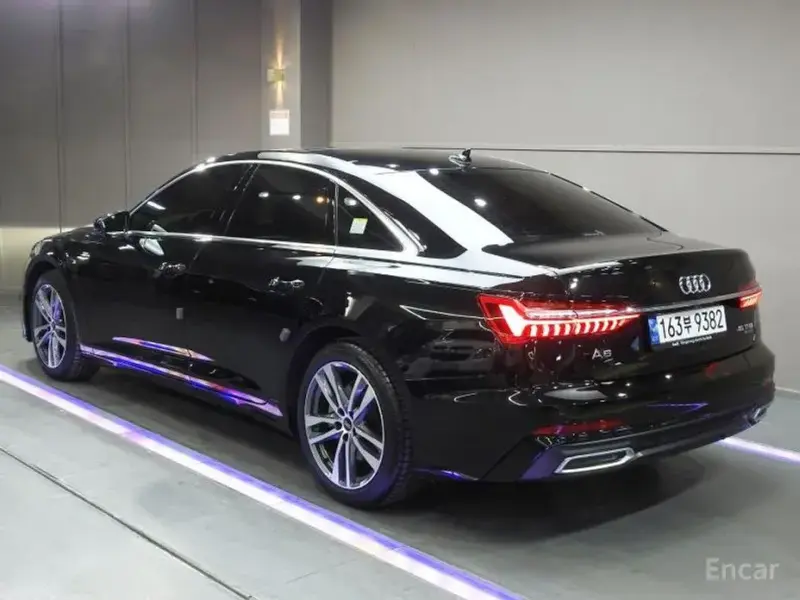2022 Audi A6 с пробегом 16 900 км