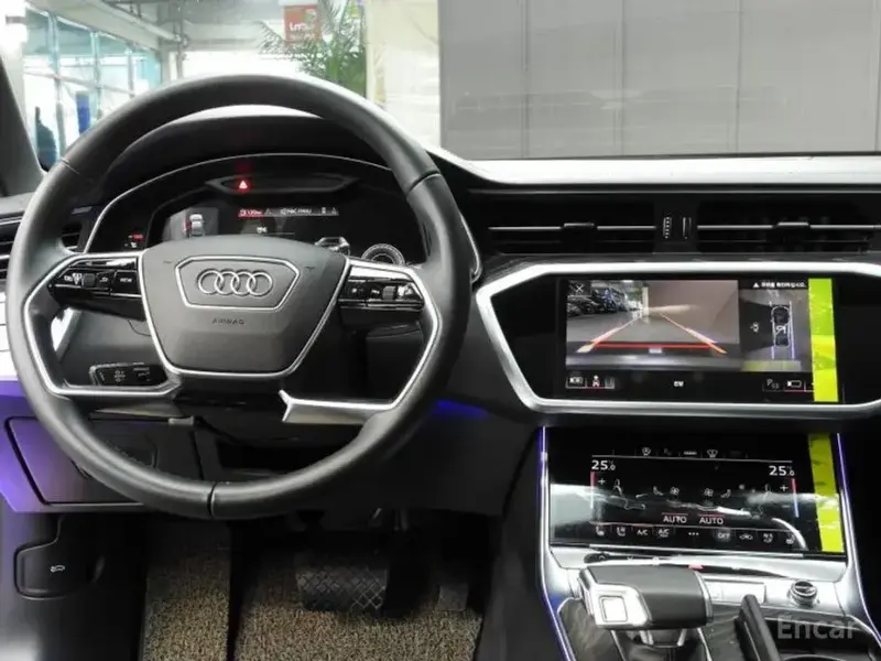 2022 Audi A6 с пробегом 16 900 км