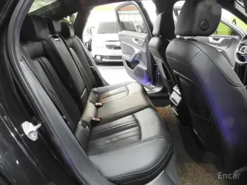 2022 Audi A6 с пробегом 16 900 км