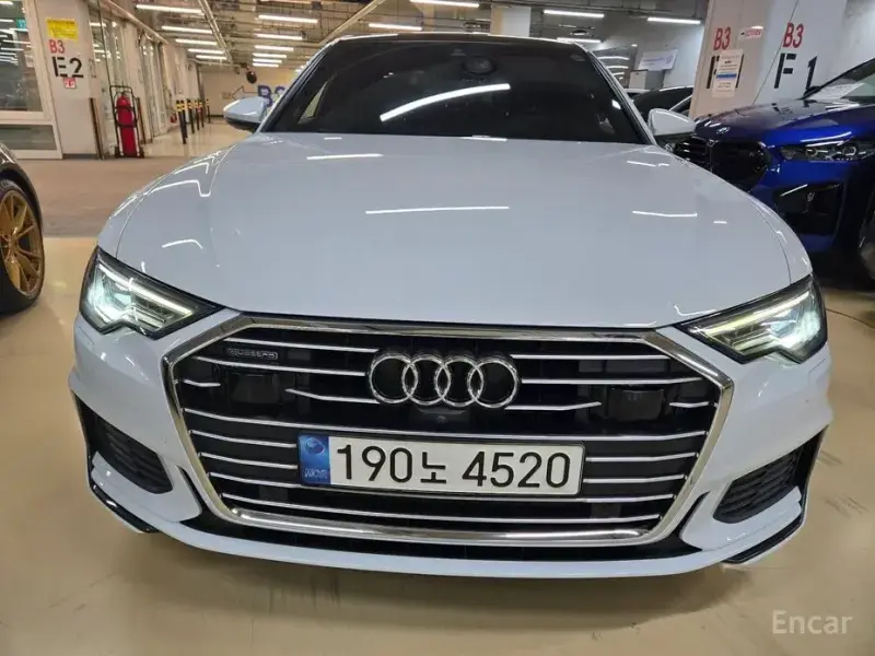 2022 Audi A6 с пробегом 75 900 км