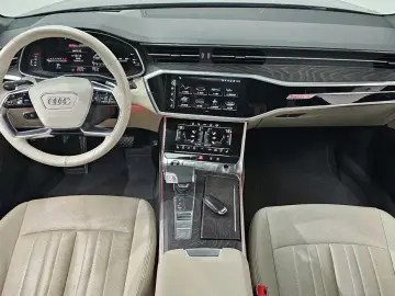 2023 Audi A6 с пробегом 45 109 км