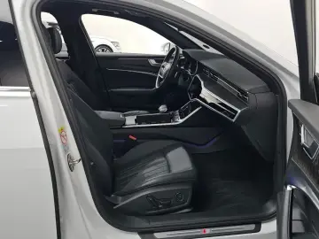 2022 Audi A6 с пробегом 51 832 км