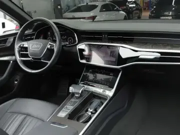 2021 Audi A6 с пробегом 104 781 км