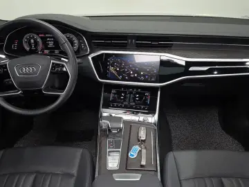 2022 Audi A6 с пробегом 38 058 км