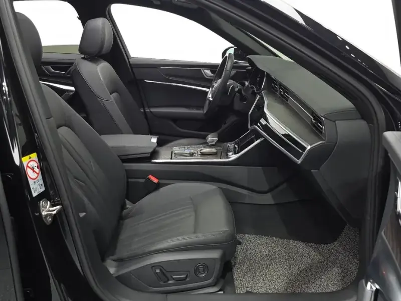 2022 Audi A6 с пробегом 38 058 км