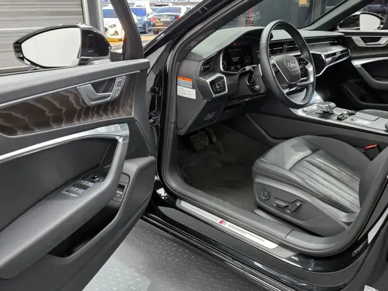 2022 Audi A6 с пробегом 68 741 км