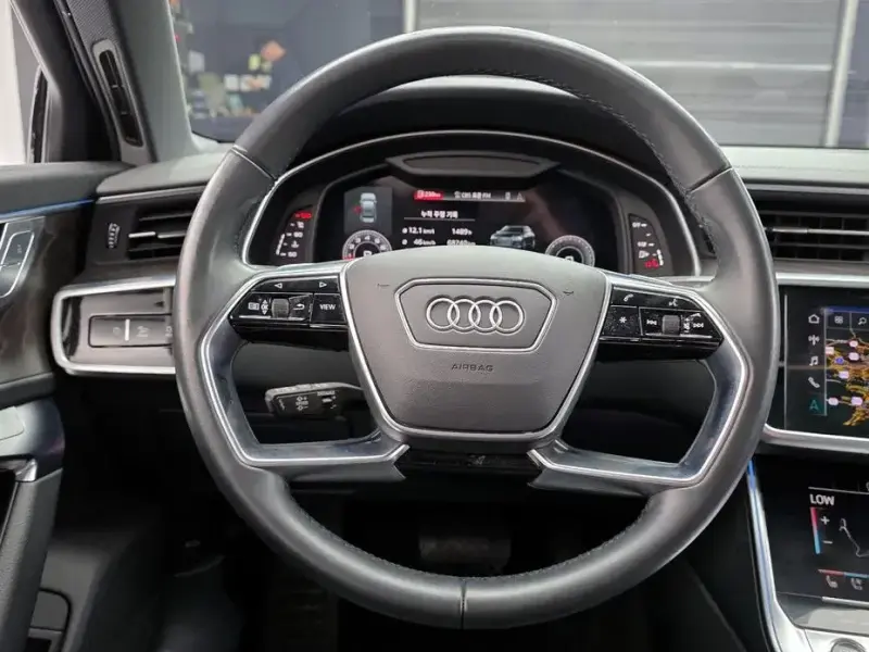 2022 Audi A6 с пробегом 68 741 км