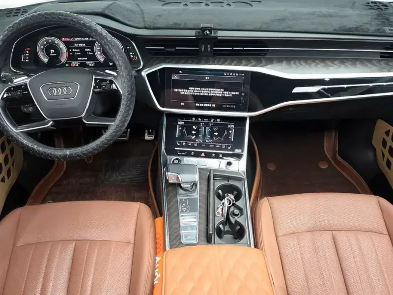 2023 Audi A6 с пробегом 17 202 км