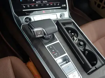 2023 Audi A6 с пробегом 17 202 км