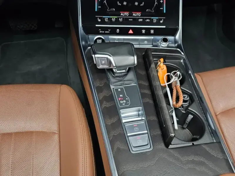 2021 Audi A6 с пробегом 54 945 км
