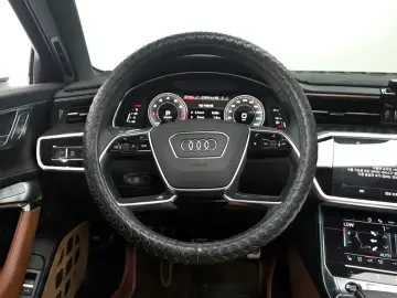 2023 Audi A6 с пробегом 17 202 км