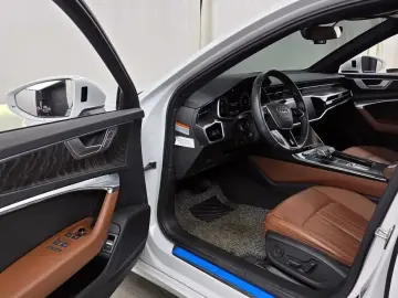 2021 Audi A6 с пробегом 64 649 км