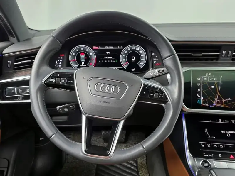 2021 Audi A6 с пробегом 64 649 км