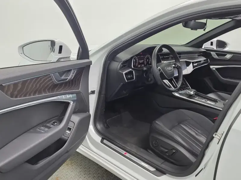 2021 Audi A6 с пробегом 63 874 км