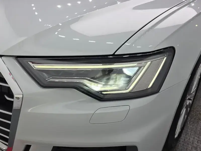 2021 Audi A6 с пробегом 63 874 км