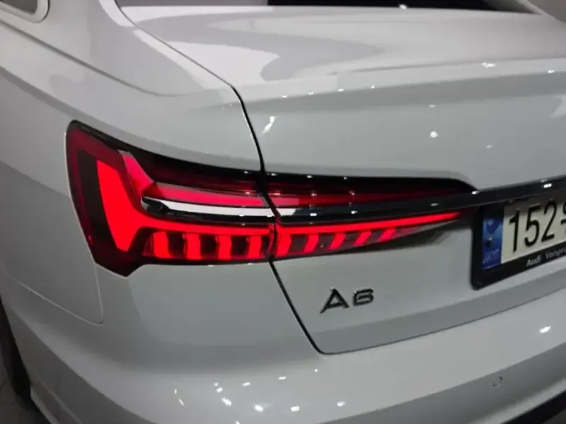2021 Audi A6 с пробегом 63 874 км