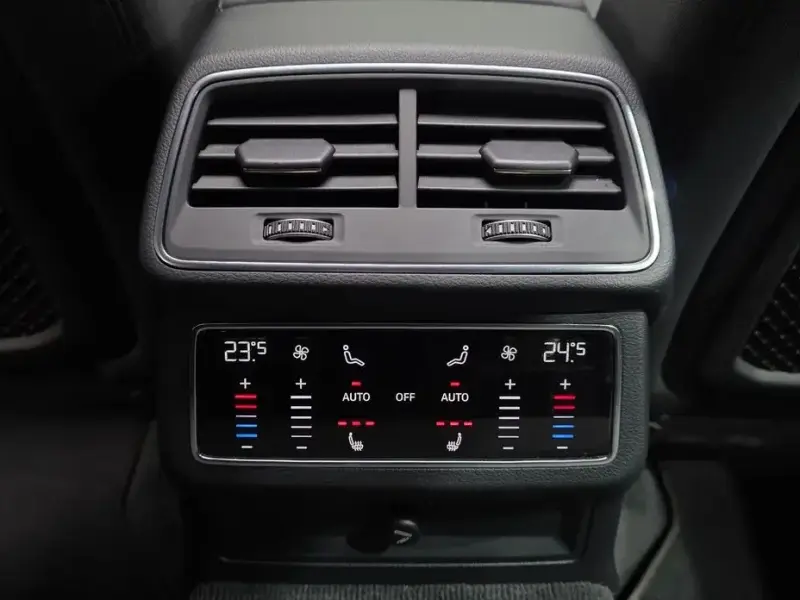 2021 Audi A6 с пробегом 63 874 км