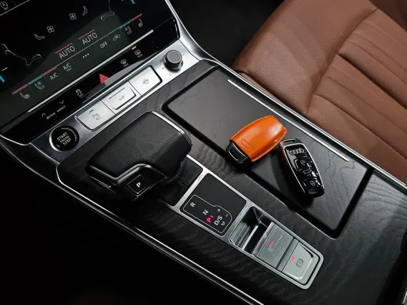 2023 Audi A6 с пробегом 34 371 км