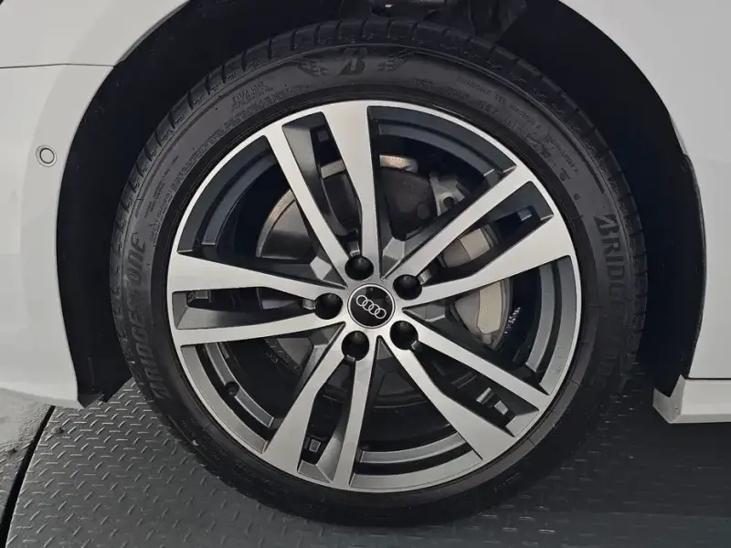 2023 Audi A6 с пробегом 34 371 км