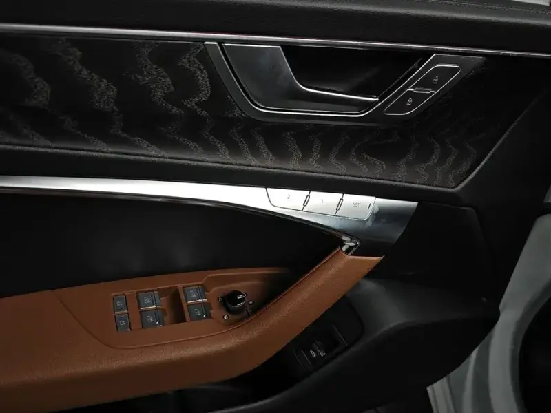 2023 Audi A6 с пробегом 34 371 км