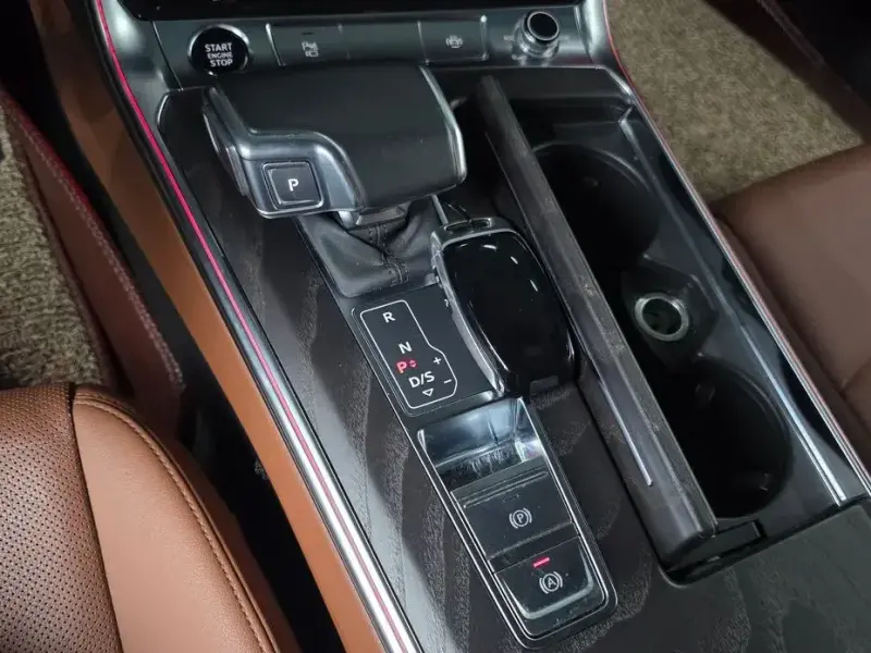 2021 Audi A6 с пробегом 115 644 км