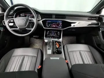 2023 Audi A6 с пробегом 39 030 км