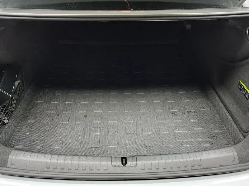 2023 Audi A6 с пробегом 39 030 км
