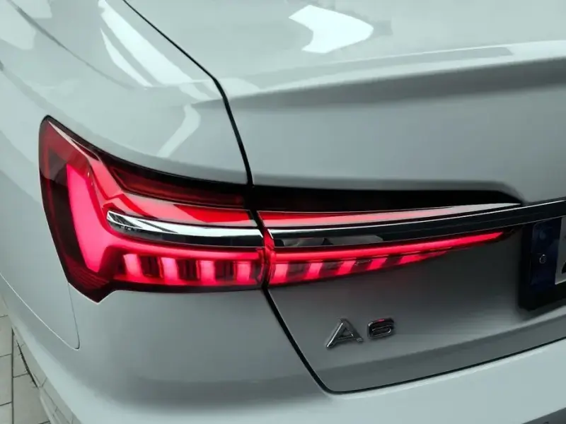 2023 Audi A6 с пробегом 39 030 км