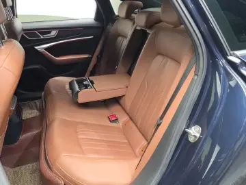 2021 Audi A6 с пробегом 115 644 км