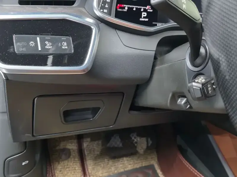 2021 Audi A6 с пробегом 115 644 км