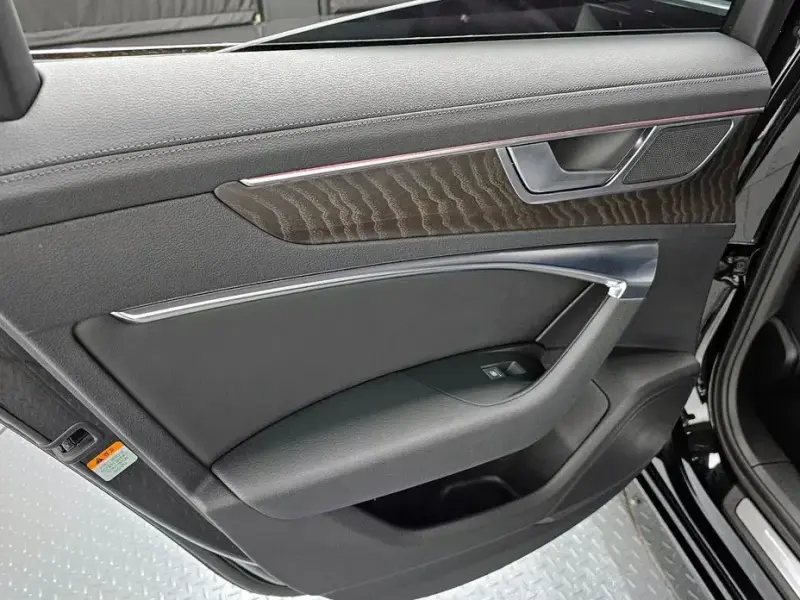 2022 Audi A6 с пробегом 6 499 км