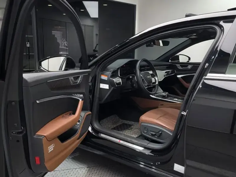 2022 Audi A6 с пробегом 31 123 км