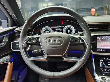 2022 Audi A6 с пробегом 54 920 км