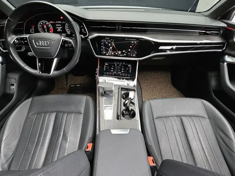 2021 Audi A6 с пробегом 124 324 км