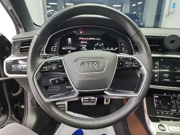 2021 Audi A6 с пробегом 66 315 км