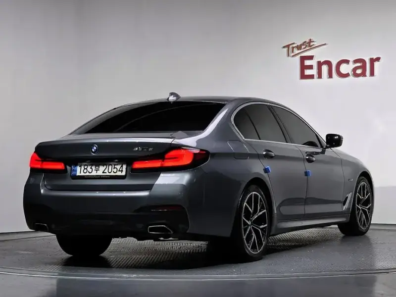 2023 BMW 5 серии с пробегом 73 342 км