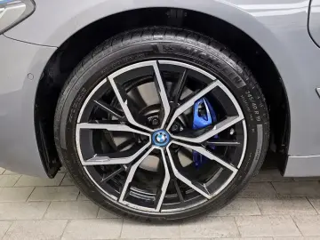 2023 BMW 5 серии с пробегом 73 342 км