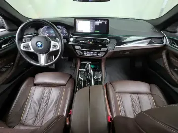2023 BMW 5 серии с пробегом 73 342 км
