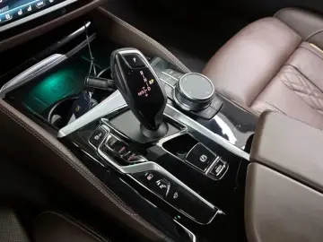 2023 BMW 5 серии с пробегом 73 342 км