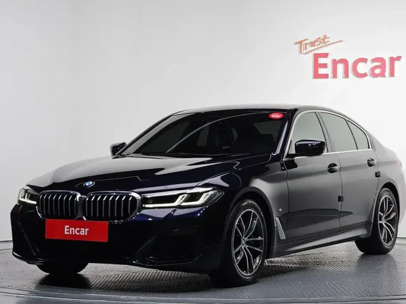2022 BMW 5 серии с пробегом 80 519 км