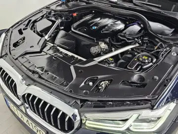 2022 BMW 5 серии с пробегом 80 519 км
