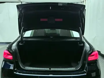 2022 BMW 5 серии с пробегом 80 519 км