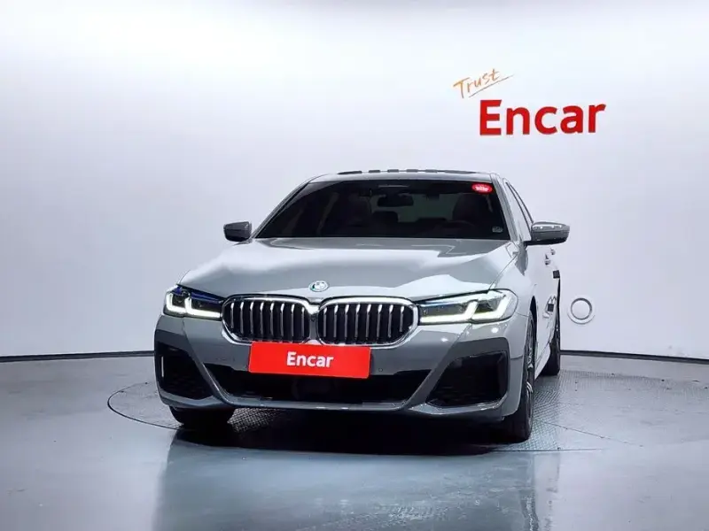 2022 BMW 5 серии с пробегом 57 814 км