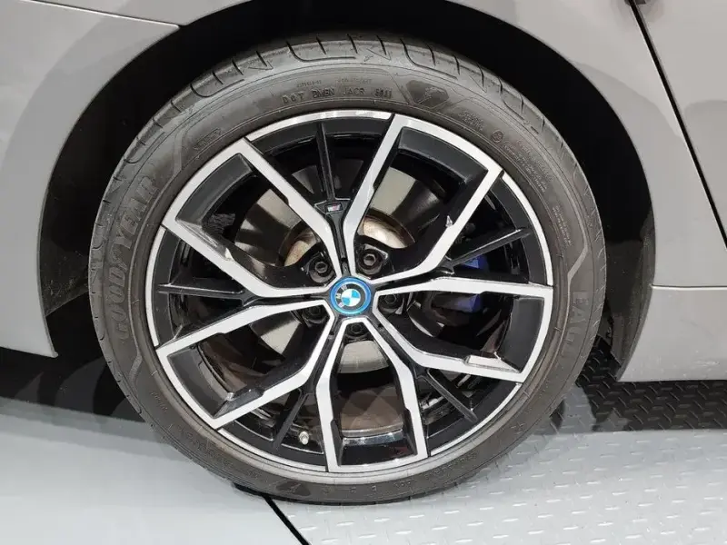 2022 BMW 5 серии с пробегом 57 814 км