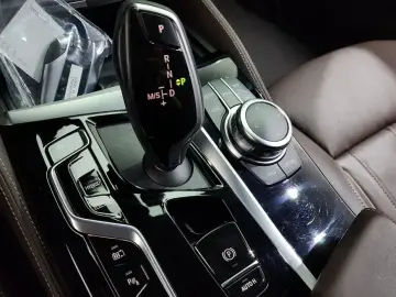 2022 BMW 5 серии с пробегом 57 814 км